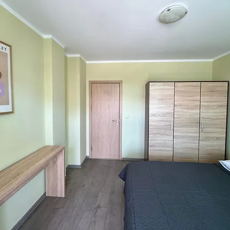 еви 2 Апартаменты *