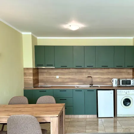 еви 2 Поморие